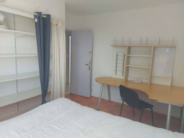 Colocation / Appartement 5 pièces de 84 m², Angers, Boulevard Auguste Allonneau / Photo 2