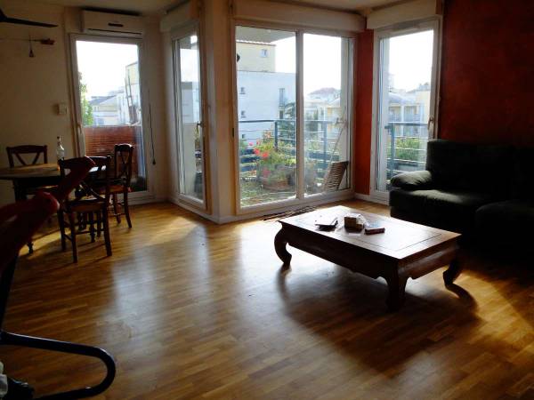 Colocation / Appartement 4 pièces de 90 m², Massy, Rue Winston Churchill / Photo 2