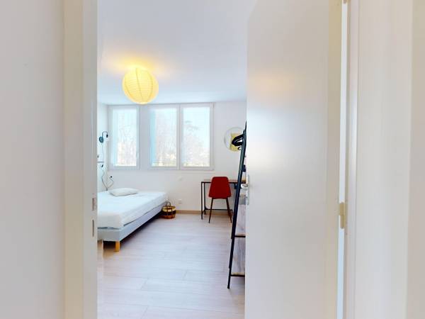 Colocation / Appartement 4 pièces de 74 m², Pau, Avenue Henri Dunant / Photo 9