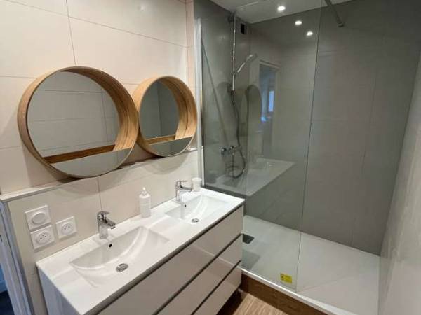 Colocation / Appartement 6 pièces de 91 m², Vaulx-en-Velin, Chemin de la Godille / Photo 2