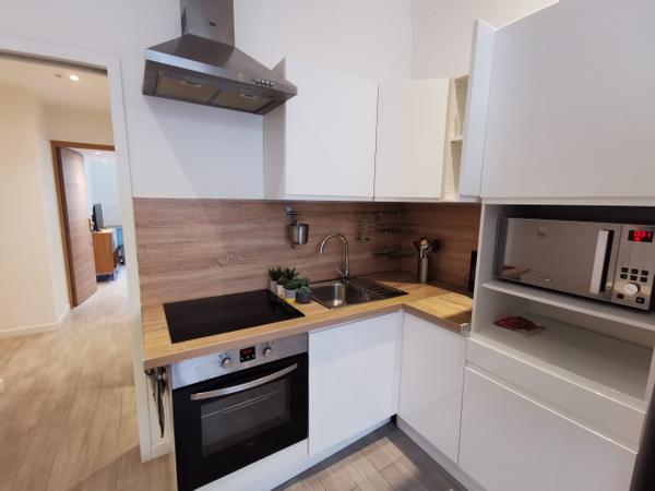 Colocation / Appartement 4 pièces de 58 m², Nice, Boulevard de la Madeleine / Photo 2