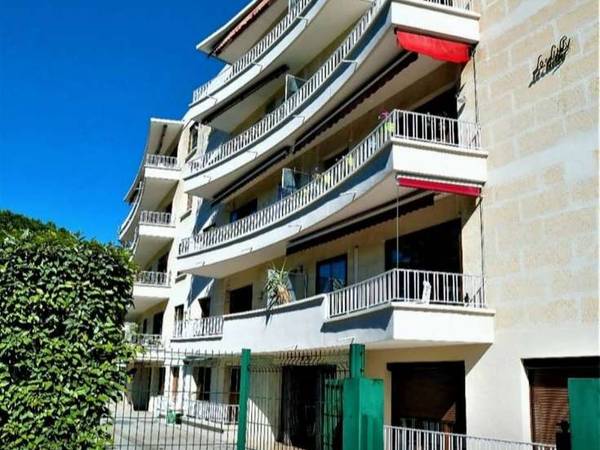 Résidence étudiante / Appartement 4 pièces de 100 m², Montpellier, Avenue Henri Marès / Photo 15