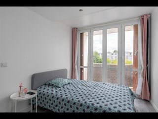 Flatsharing / 6-bedroom flat · 100 m², Chilly-Mazarin, Place Montespan