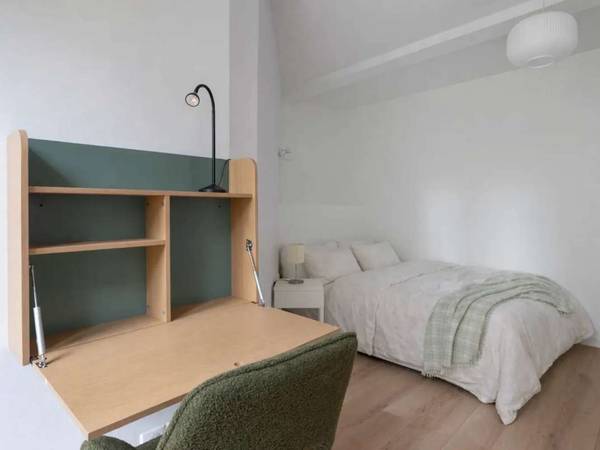 Colocation / Appartement 5 pièces de 10 m², Paris, Place de la Réunion / Photo 2