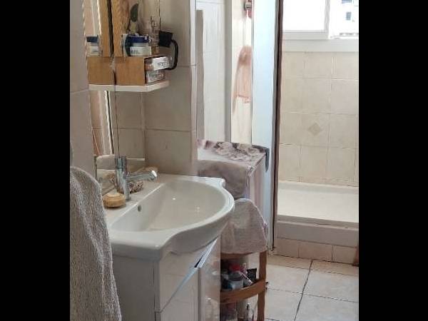 Chambre pour étudiant / Immeuble 4 pièces de 60 m², Toulon, Rue Général Michel Audeoud / Photo 2