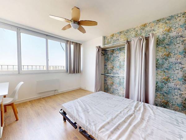 Flatsharing / 5-bedroom flat · 97 m², Marseille, Boulevard du Redon / Photo 2