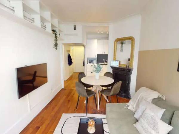 Colocation / Appartement 7 pièces de 80 m², Paris, Rue de Passy / Photo 9