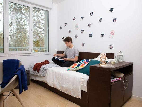 Résidence étudiante / Appartement 4 pièces de 50 m², Saint-Denis, Place Pleyel / Photo 2