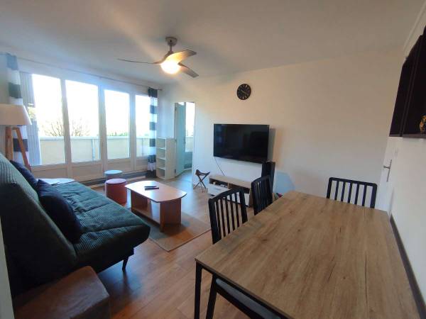 Colocation / Appartement 5 pièces de 77 m², Dijon, Rue Colonel Picard / Photo 2
