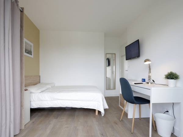Room share / 5 rooms apartment · 75 m², Rennes, Allée de Malmoe / Photo 8