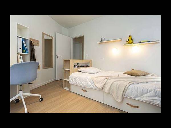 Flatsharing / 5-bedroom flat · 80 m², Le Havre, Rue Charles Laffitte / Photo 2