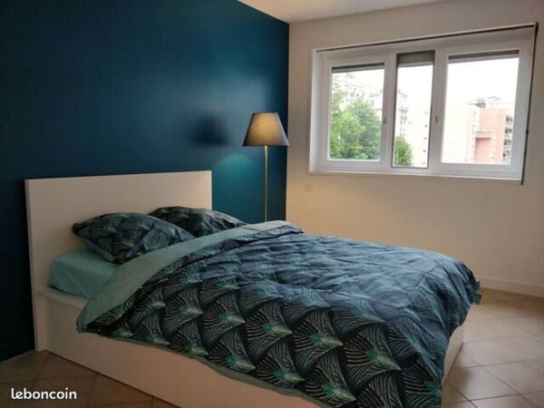 Colocation / Appartement 4 pièces de 86 m², Clichy, Rue des Cailloux / Photo 2