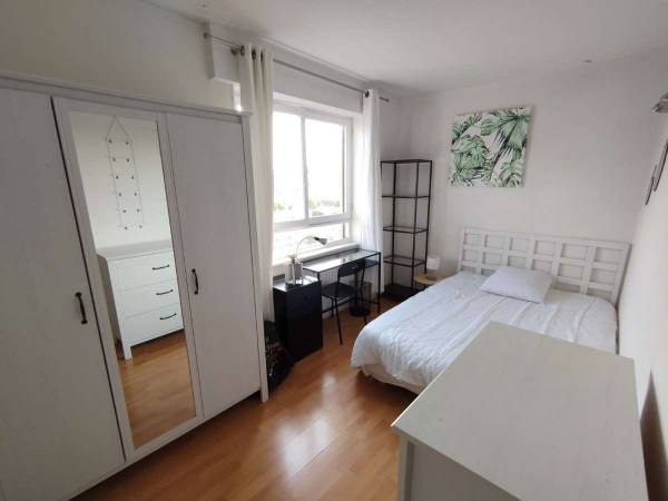 Colocation / Appartement 6 pièces de 120 m², Rouen, Rue Brisout de Barneville / Photo 8