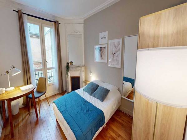 Colocation / Appartement 3 pièces de 50 m², Paris, Rue Chaligny / Photo 2