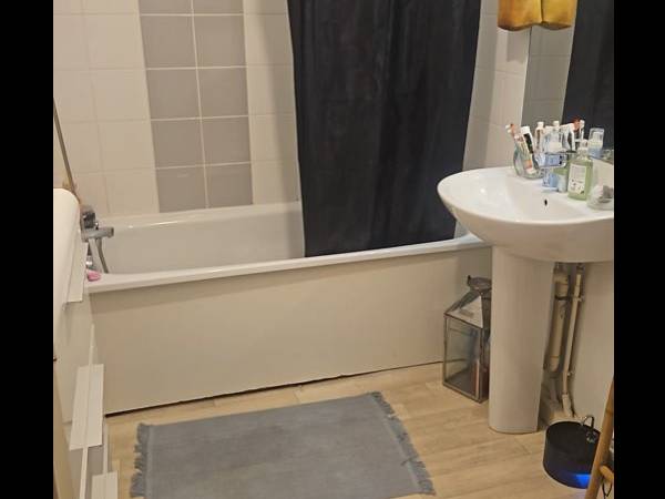 Colocation / Appartement 3 pièces de 63 m², Mérignac, Rue Claude Kogan / Photo 2