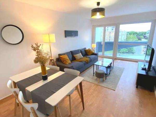 Colocation / Appartement 4 pièces de 80 m², Pessac, Rue du Relais / Photo 2