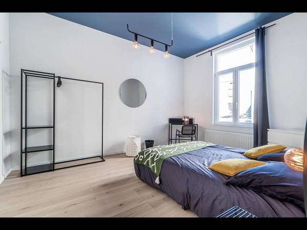 Coliving / Maison 6 pièces de 255 m², Saint-Gilles, Rue Émile Féron / Photo 2