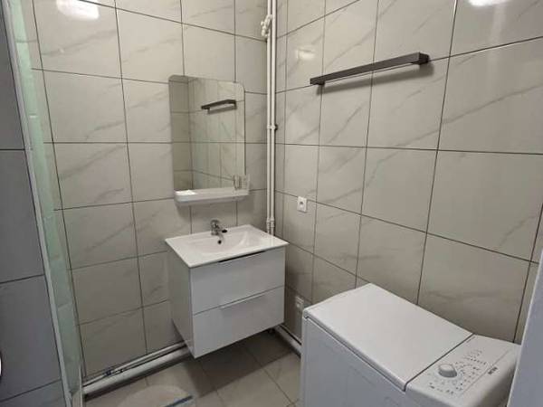 Colocation / Appartement 6 pièces de 91 m², Vitry-sur-Seine, Avenue Maximilien de Robespierre / Photo 7