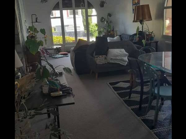 Sous-location / Maison 8 pièces de 209 m², Toulouse, Rue des Glycines / Photo 2