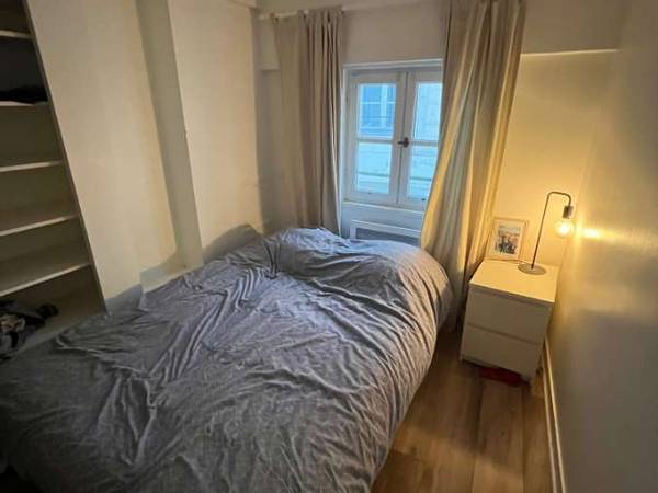 Colocation / Appartement 3 pièces de 67 m², Paris, Rue Quincampoix / Photo 2