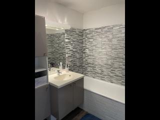 Colocation / Appartement 3 pièces de 64 m², Marseille