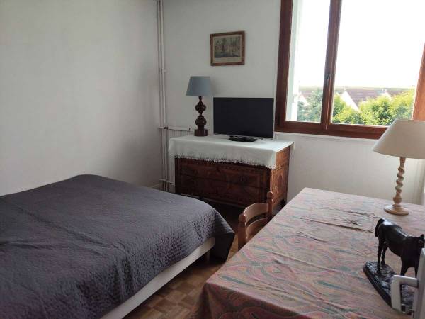 Flatsharing / 5-bedroom flat · 90 m², Ballainvilliers, Clos du Chateau / Photo 2