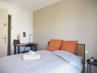 Colocation / 5 rooms apartment · 110 m², Perpignan, Place de Saint-Guillem