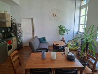 Sous-location / 3 rooms apartment · 65 m², Lyon, Rue Pierre Blanc