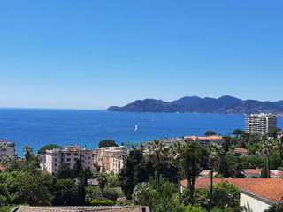 Rental / 2 rooms apartment · 30 m², Cannes, Avenue Amiral Wester Wemyss