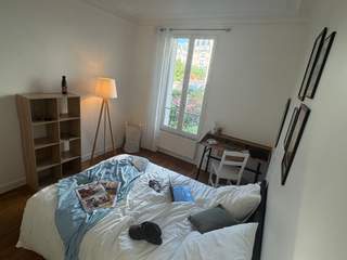 Spolubydlení / 5 rooms apartment · 80 m², Paris, Avenue de Versailles