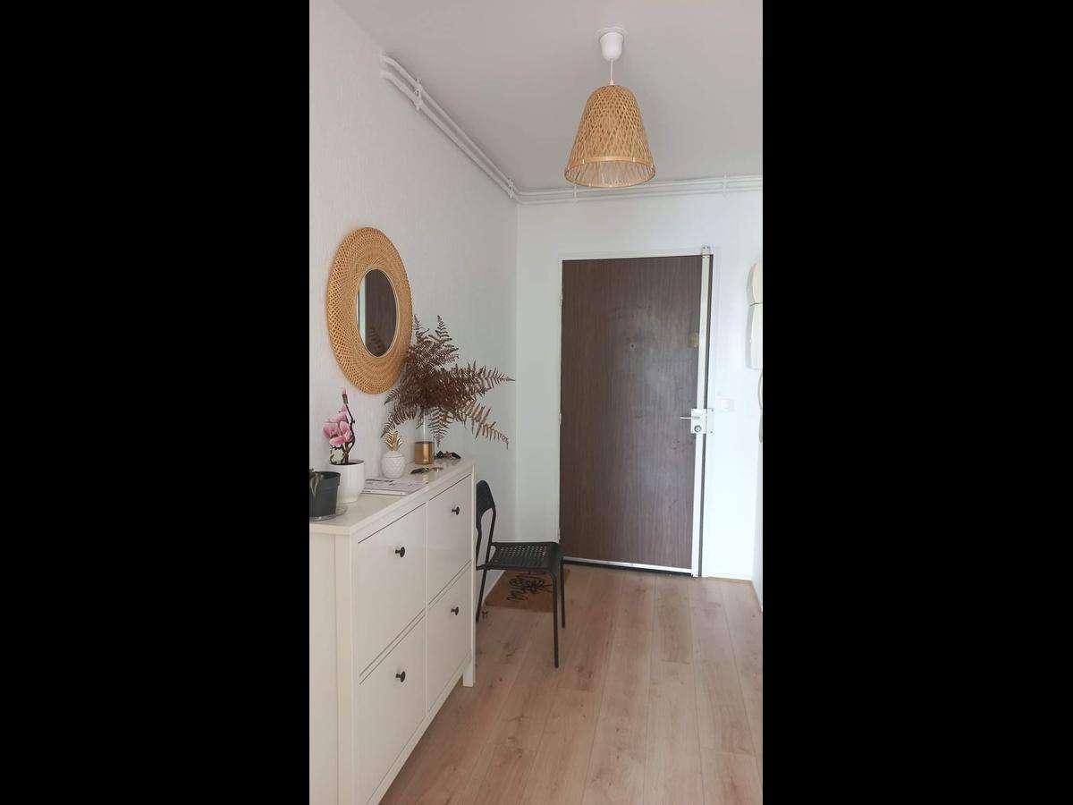 Appartement 5 pièces de 87 m² à Noisy-le-Grand | Colocation | 670€/mois photo 2