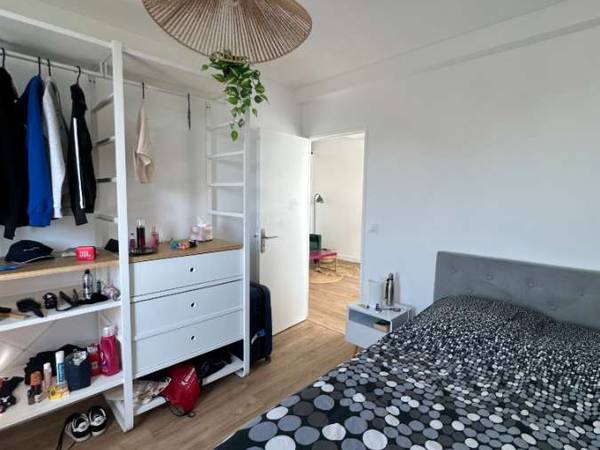 Colocation / Duplex 6 pièces de 80 m², Fresnes, Allée de la Résidence / Photo 11
