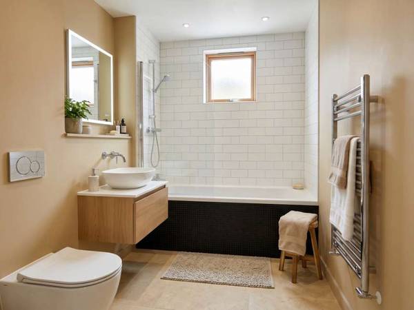 Chambre pour étudiant / Villa 1 pièce de 28 m², Saint-Paul, Rue Michel Gaze / Photo 4