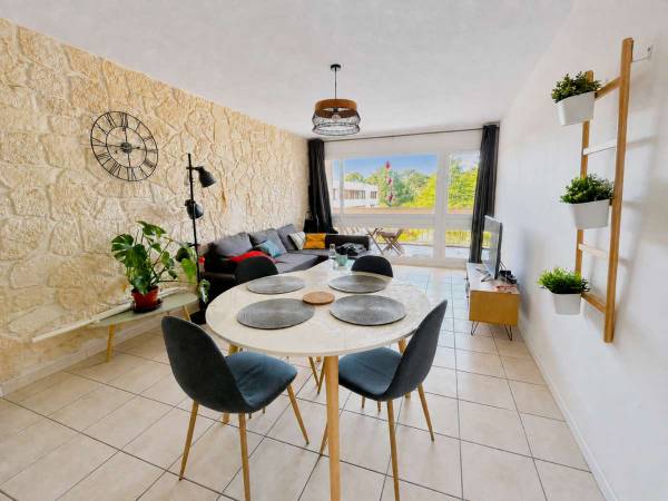Colocation / Appartement 5 pièces de 90 m², Pessac, Avenue du Pontet / Photo 2