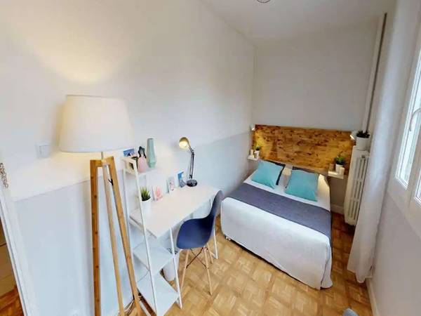 Colocation / Appartement 5 pièces de 64 m², Béziers, Rue Francisque Sarcey / Photo 2