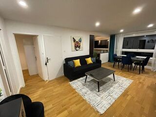 Colocation / Appartement 4 pièces de 70 m², Nancy