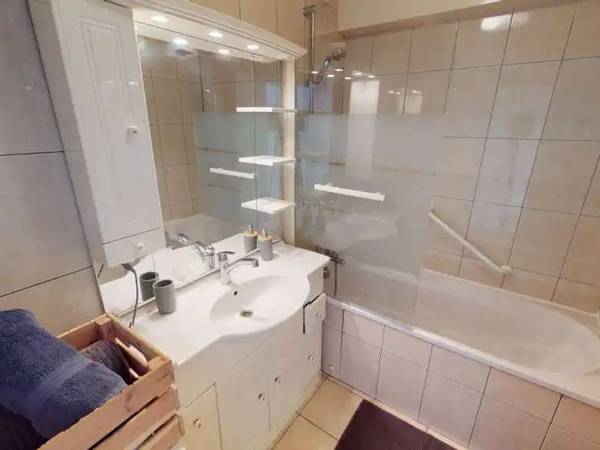 Colocation / Appartement 6 pièces de 63 m², Paris, Rue Montbrun / Photo 9