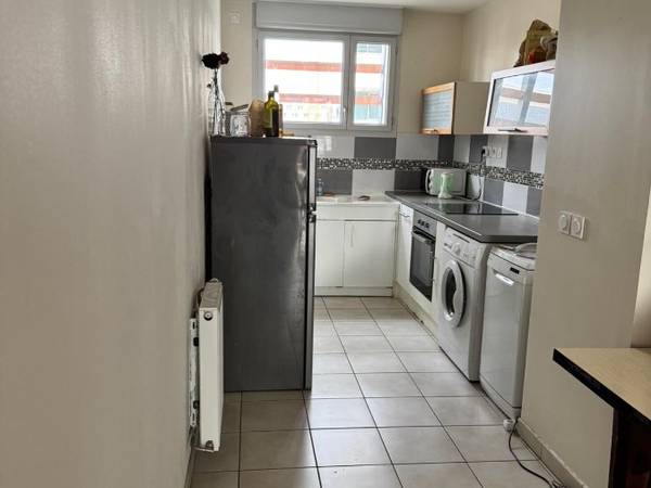 Flatsharing / 3-bedroom duplex · 73 m², Lyon, Rue Clément Marot / Photo 12