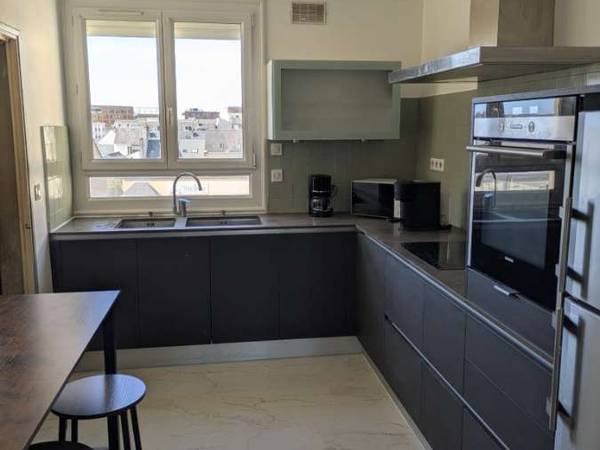 Colocation / Appartement 5 pièces de 102 m², Le Mans, Allée Jean Dolige / Photo 2