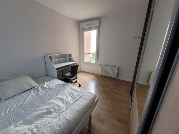 Colocation / Appartement 4 pièces de 64 m², Rosny-sous-Bois, Rue Nungesser Et Coli / Photo 2