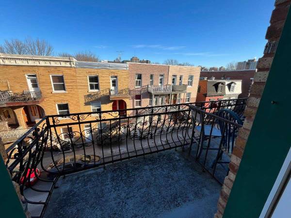 Colocation / Appartement 3 pièces de 72 m², Montréal, Avenue Coloniale / Photo 6