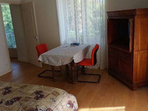 Colocation / Maison 1 pièce de 27 m², Frontenex, Rue Joseph Piquand / Photo 2
