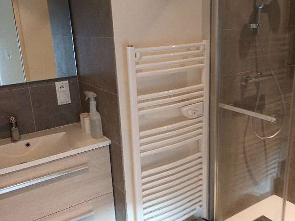 Colocation / Maison 1 pièce de 27 m², Frontenex, Rue Joseph Piquand / Photo 3