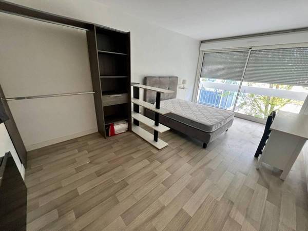 Colocation / Appartement 7 pièces de 93 m², Rennes, Cours Président John Fitzgerald Kennedy / Photo 2