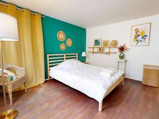 Colocation / 5 rooms apartment · 90 m², Paris, Rue Daval