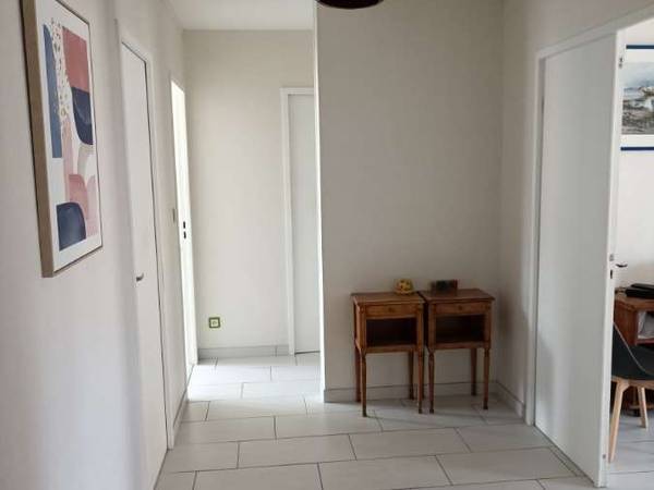 Colocation / Appartement 6 pièces de 82 m², Reims, Rue de Courlancy / Photo 7