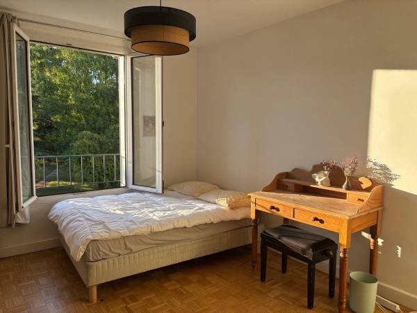 Chambre chez l'habitant / Appartement 4 pièces de 84 m², Chatou, Avenue Gambetta / Photo 3
