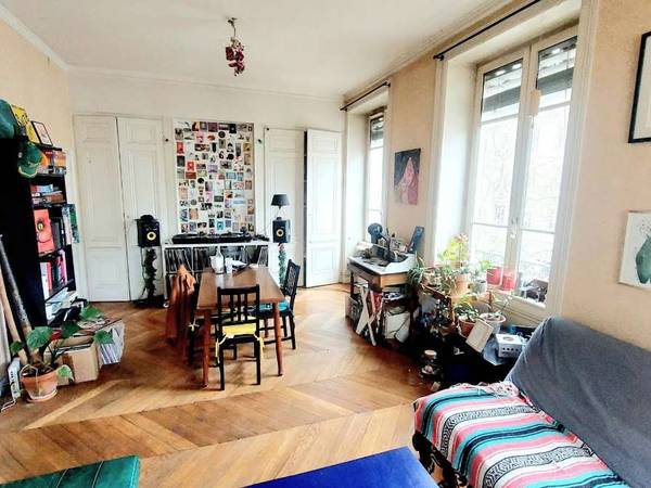 Colocation / Appartement 4 pièces de 110 m², Lyon, Rue de la Part-Dieu / Photo 2
