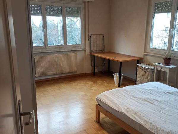 Location / Appartement 3 pièces de 130 m², Lausanne, Avenue Victor-Ruffy / Photo 2