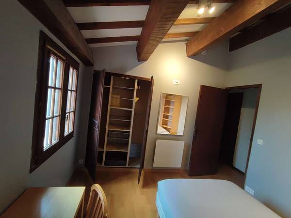 Chambre chez l'habitant / Maison 5 pièces de 140 m², Bouc-Bel-Air, Lotissement Plein Soleil / Photo 2